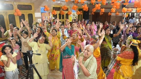 Narration of Hanuman Prakatotsav Katha and Bal Leelas