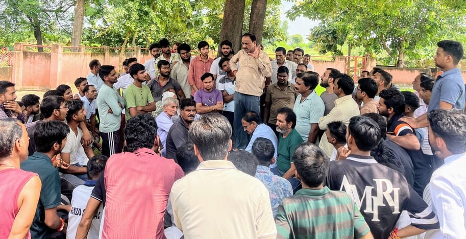 Villagers are angry over incidents of theft in Dhikoli