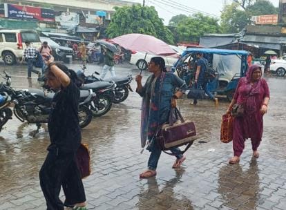 It rained for 12 hours, waterlogging increased the problem