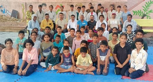 Grappling training camp