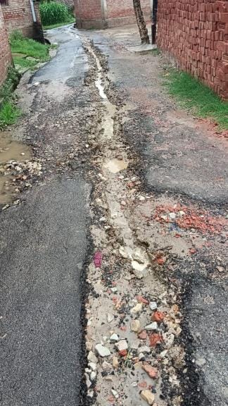 The road dug up by the Jal Nigam on the main road in Sakurchak of Pauli area