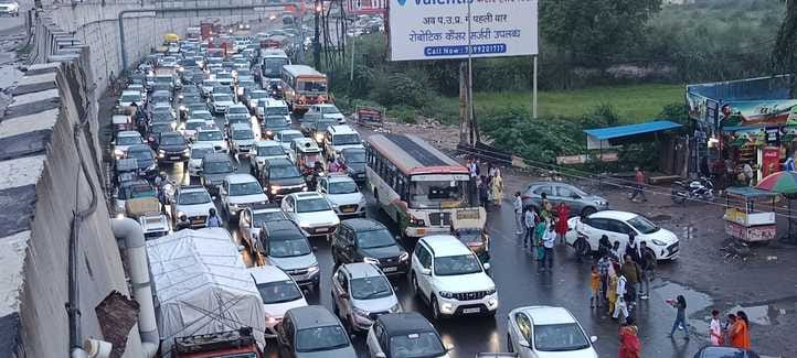 All arrangements failed...huge jam from expressway, highway to city