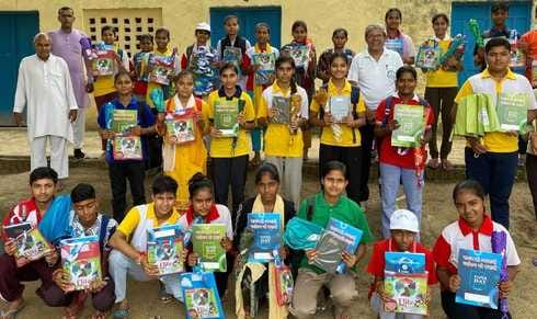 Club-16 rewarded the students