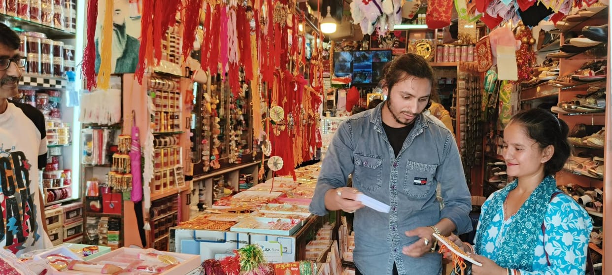 Poni, Raksha bandhan, Rush in Market