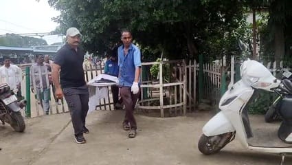 Betul News: Textile trader dies while trying to board a moving train