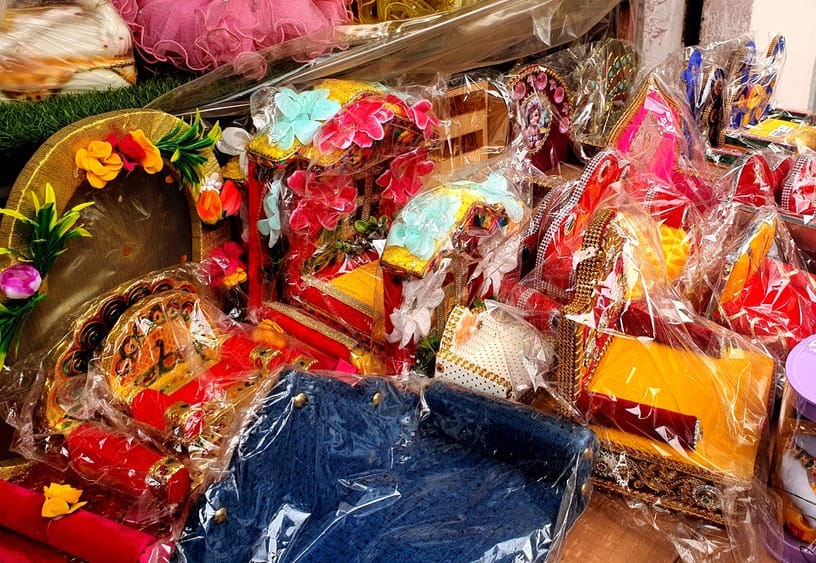 After Rakshabandhan, the market is ready for Shri Krishna Janmashtami