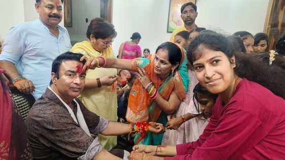 Former MLA Sangeet Som got Rakhi tied by women