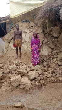 The worker's kutcha house collapsed due to dampness
