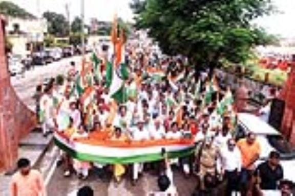 Tricolor is a symbol of the pride and sacrifice of the country: Dr. Dhillo