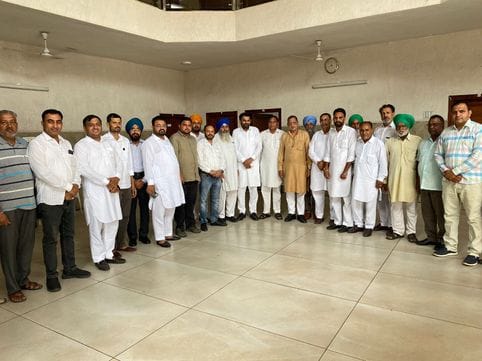 INLD held a meeting for the program to be held in Rohtak