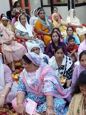 After reading Sundarkand and chanting Harinam, a feast was organized