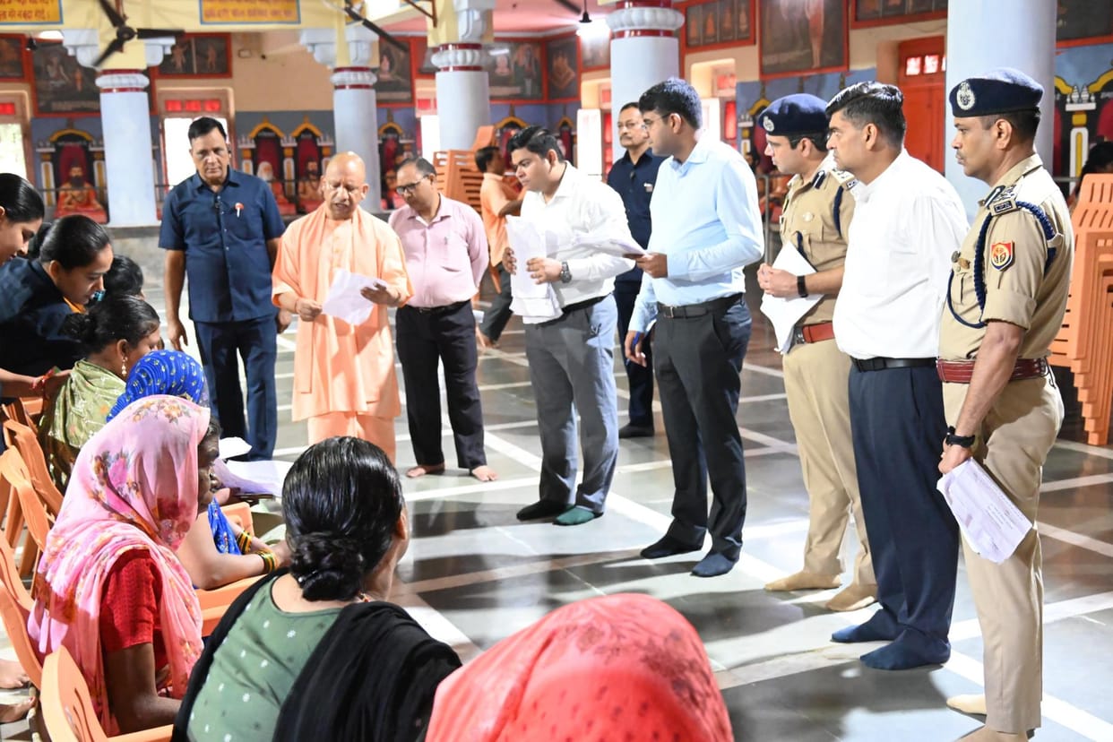 Gorakhpur News: Government will provide full support in the treatment of serious diseases