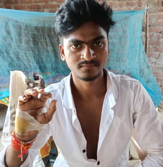 Villagers caught one animal smuggler, another stabbed him