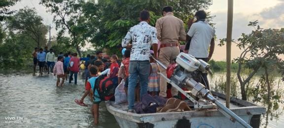 A young man going to his in-laws' house was swept away in flood waters; his body was found three days later
