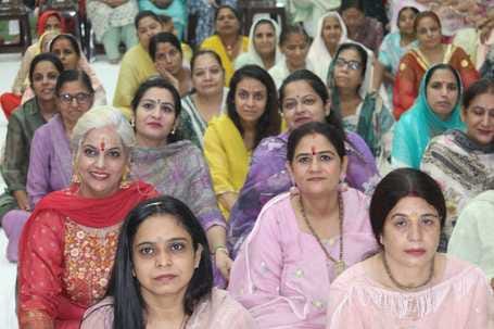 Sins are destroyed by listening to Bhagwat Katha: Radhe Maharaj