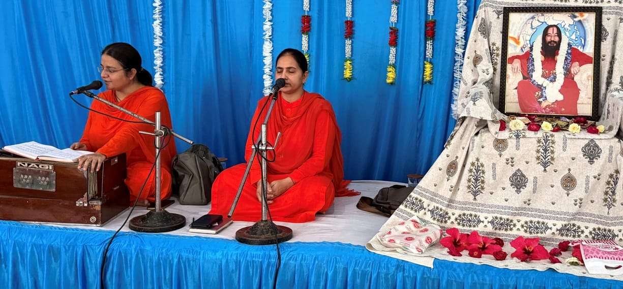 Sadhvi explained the importance of grace in the life of a devotee