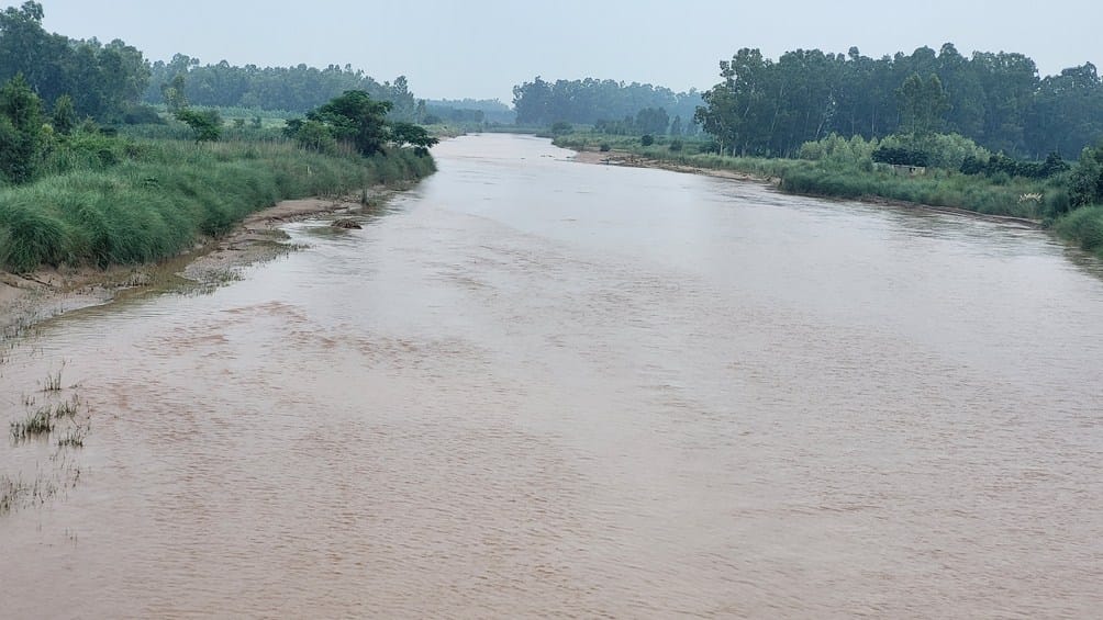 Water level in rivers decreased, villagers breathed a sigh of relief