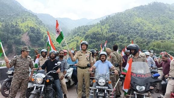 Poonch District Police organized a tricolor bike rally