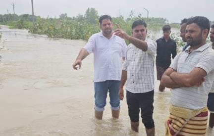 kasganj news flood crop relief