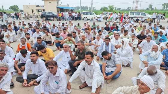 Villagers staged a 12-hour sit-in to make Chandi toll free