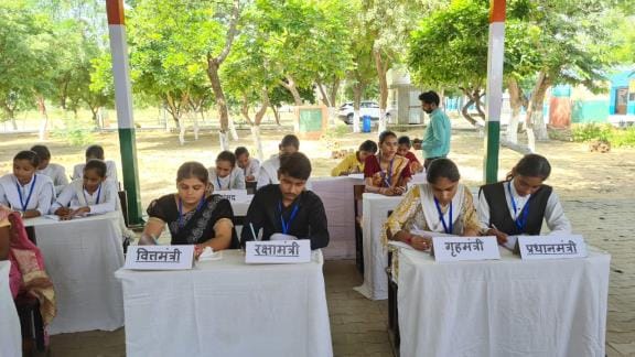 A glimpse of democracy was seen in the block level youth parliament