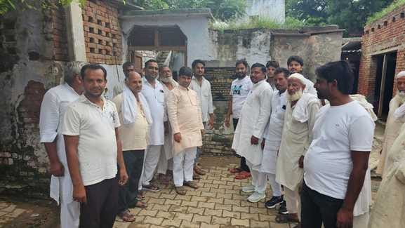 Block Pramukh inaugurated the interlocking road in Pithalokar