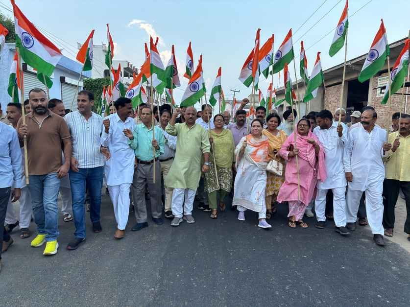 Patriotic slogans echoed in BJP's Tiranga Yatra