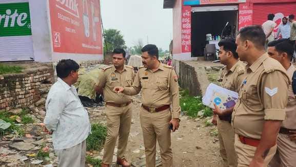 The team arrived to verify the slum dwellers
