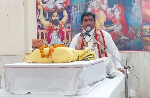Listening to Bhagwat Katha erases the sins of many births: Arvind