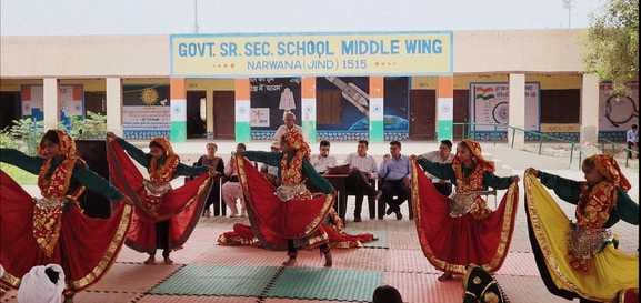 Harnampura and Ujhana teams were the top in the cultural competition