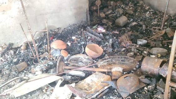 Fire broke out due to short circuit in Sun City area, family saved their lives by removing AC
