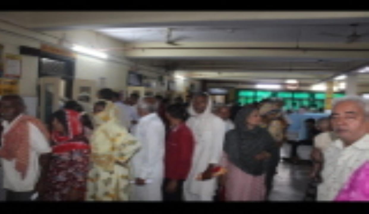 Seasonal diseases attack, 1550 sick in hospital