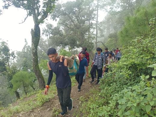 The burden of the system's failures on the mountains is on the shoulders of the youth