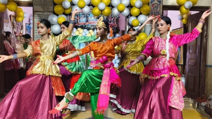 The artists mesmerized everyone with Maharas