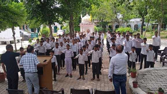 Students were made to take an oath to stay away from drugs