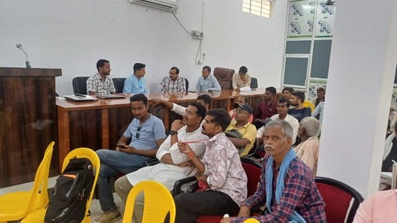151 farmers of Banda-Chitrakoot get claim of Rs 64 lakh