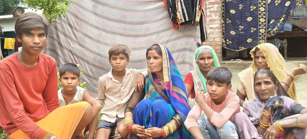 There was silence in the village after the murder of a young man, the wife said that the murderer should be hanged.
