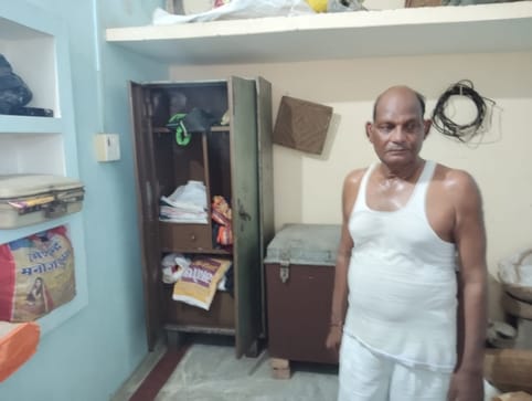 The thieves broke the lock of the room and took away a box full of jewellery and cash