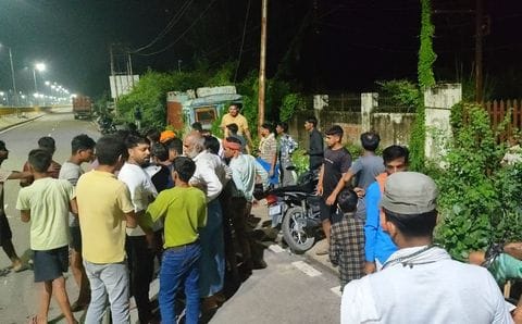 Angered by cutting the line from the transformer, villagers surrounded the power house