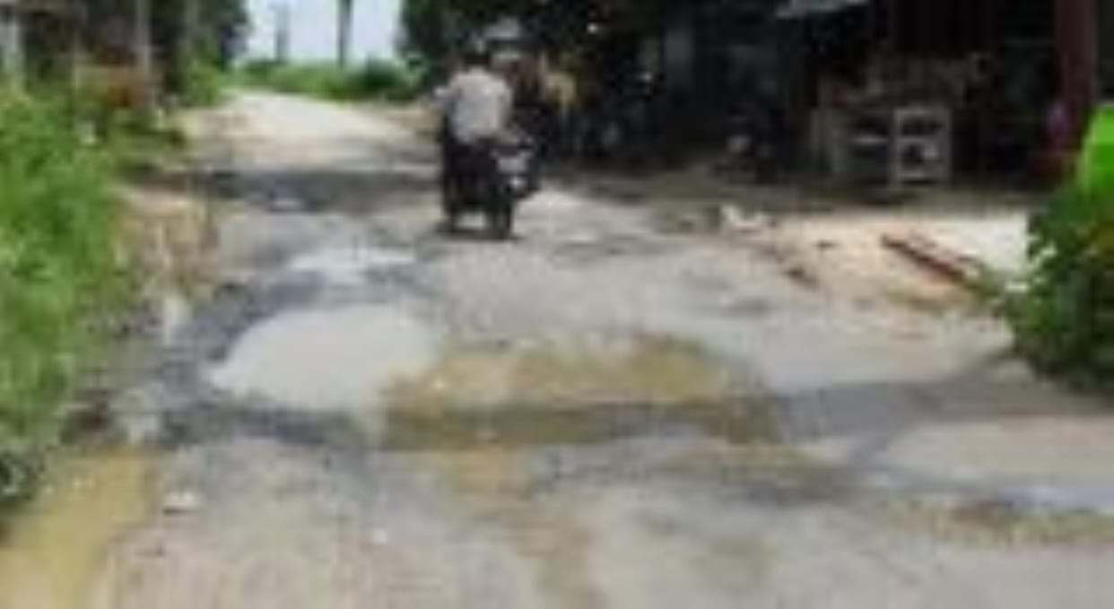 Siddharthnagar News: The quality of roads with low rate tenders will be checked