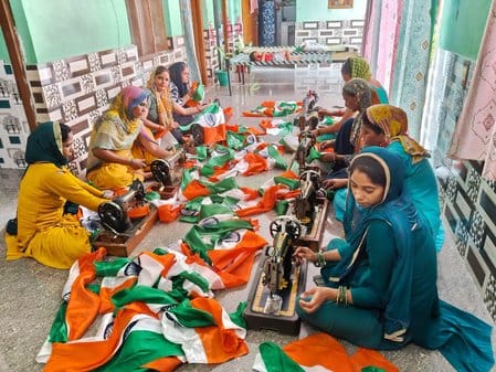 Women of self-help groups are doing self-employment with patriotism