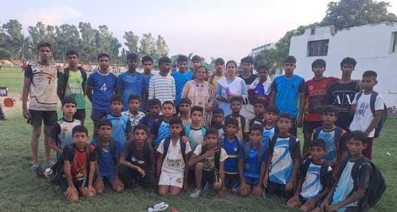 Kabaddi players of Mirzapur won medals