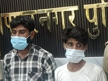 Smack worth Rs 75 lakh recovered, two smugglers arrested