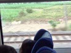 Miscreants pelted stones on Gorakhpur Express, glass broke