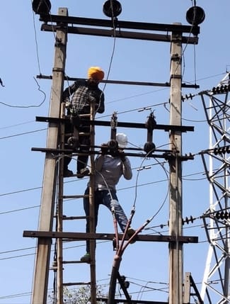 The corporation will start a survey to remove the dilapidated wires