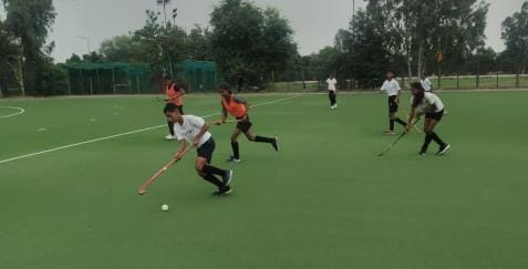 Bhiwani's team got first place in the under-14 age group hockey competition