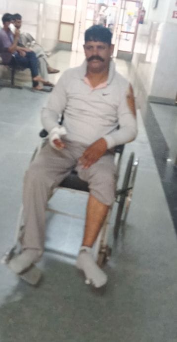 in car accident 6 injured