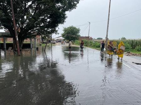 Flood water reached Kampil-Sivara road