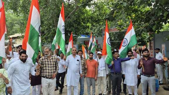 Tiranga Yatra was taken out in Kanina under the Har Ghar Tiranga Campaign