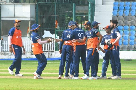 Kashi Rudras team is busy preparing for UP T-20 league, defeated Gwalior Cheetah team